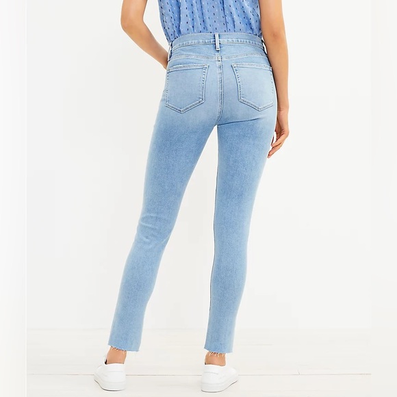 NEW Loft Made and Loved Mid Rise The Skinny Jeans - Picture 2 of 13